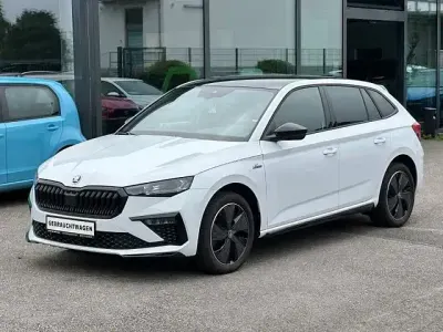 Gebraucht Skoda Scala Monte Carlo 116 PS (85 kW) 2025 Moonwhite metallic (metallic) Kleinwagen