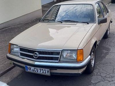 Gebraucht Opel Commodore 116 PS (85 kW) 1982 Limousine