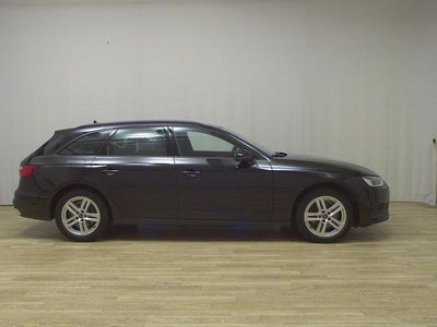 Schwarz Gebraucht 2022 Audi A4 Basis Kombi | 18.480 € (Guter Preis)