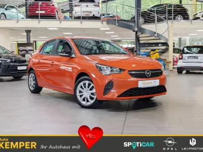 Gebraucht Opel Corsa-e Edition 100 kW (136 PS) 2022 Power orange (metallic) Kleinwagen