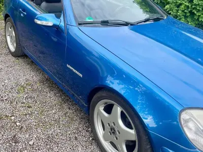 Gebraucht Mercedes SLK200 163 PS (119 kW) 2002 Blau Cabrio