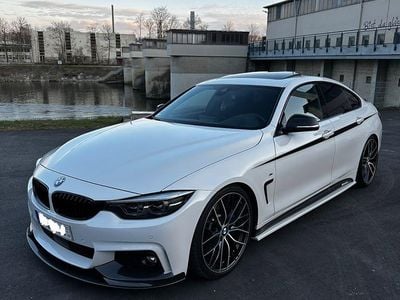 Begagnad BMW 440 Performance 360 HK (264 kW) 2017 Vit Sedan