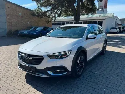 Gebraucht Opel Insignia 165 PS (121 kW) 2017 Weiß Kombi