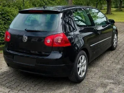 Gebraucht VW Golf V Comfortline 140 PS (102 kW) 2007 Schwarz Limousine
