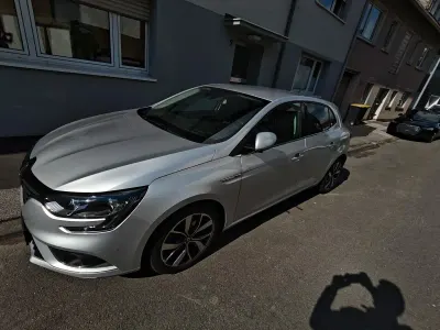 Gebraucht Renault Mégane Bose Edition 159 PS (116 kW) 2019 Silber Limousine