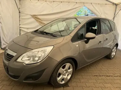 Usata Opel Meriva 120 CV (88 kW) 2013 Marrone Monovolume