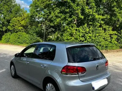 Gebraucht VW Golf VI 122 PS (89 kW) 2011 Silber Kleinwagen
