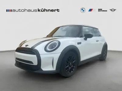 Gebraucht Mini Cooper Classic 136 PS (100 kW) 2023 Weiß Kleinwagen
