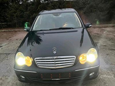 Brugt Mercedes 220 Sport Edition 150 HK (110 kW) 2005 Sort Sedan