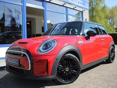 Second-hand Mini Cooper SE 135 kW (184 CP) 2021 Roșu Hatchback