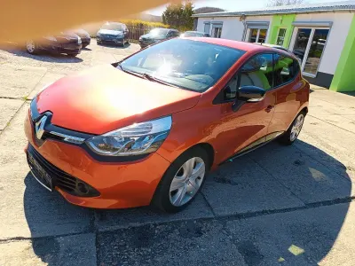 Używany Renault Clio IV Dynamique 90 KM (66 kW) 2014 Sedan/Limuzyna