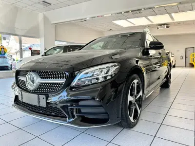 Gebraucht Mercedes C300 Style 245 PS (180 kW) 2020 Schwarz Kombi