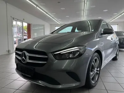 Gebraucht Mercedes B220 190 PS (139 kW) 2020 Grau Kleinwagen