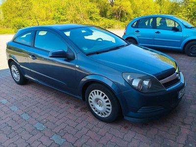 Second-hand Opel Astra GTC 90 CP (66 kW) 2008 Albastru Berlinǎ