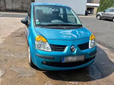 Gebraucht Renault Modus 75 PS (55 kW) 2004 Grün Van / Kleinbus
