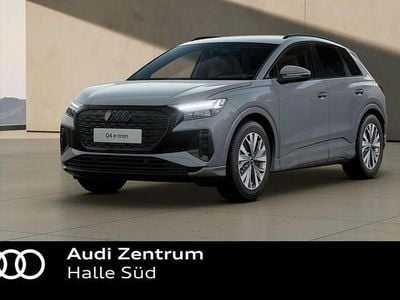 Neu Audi Q4 e-tron Advanced 150 kW (204 PS) 2025 Außenfarbe: SUV