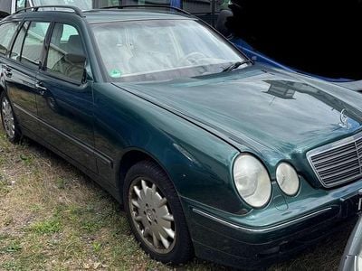Mercedes E430
