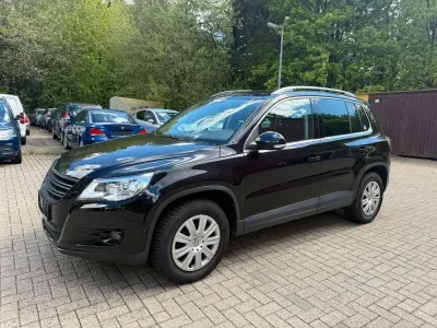 Używany VW Tiguan Team 140 KM (102 kW) 2011 Czarny SUV