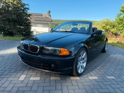 Gebraucht BMW 320 Cabriolet M Sport 170 PS (125 kW) 2003 Schwarz Cabrio