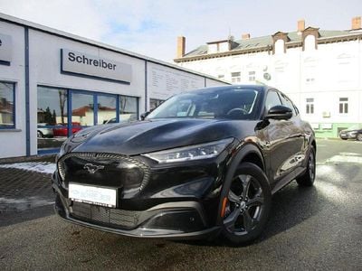 Gebraucht Ford Mustang Mach-E 216 kW (294 PS) 2021 Iridiumschwarz metallic SUV