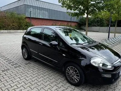 Gebraucht Fiat Punto Evo 84 PS (61 kW) 2011 Schwarz Kleinwagen