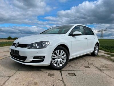 gebraucht VW Golf VII 1.2 TSI TRENDLINE BLUE MOTION, TÜV bis 08/25