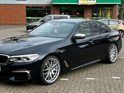 gebraucht BMW 550 i X Drive mit 360 G Key Go Standheizung und Head Up