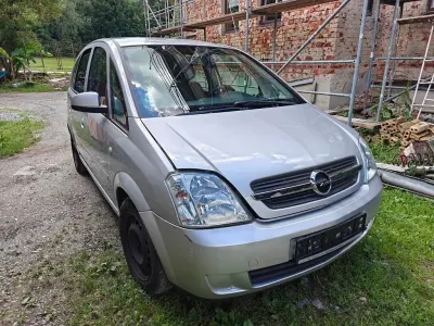 Gebraucht Opel Meriva 101 PS (74 kW) 2005 Silber Van / Kleinbus