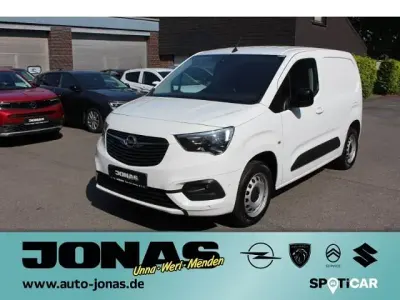 Gebraucht Opel Combo Edition 131 PS (96 kW) 2021 Weiss Van / Kleinbus