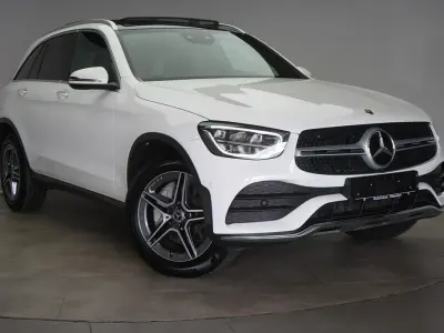 Gebraucht Mercedes GLC300e 320 PS (235 kW) 2021 Weiß SUV