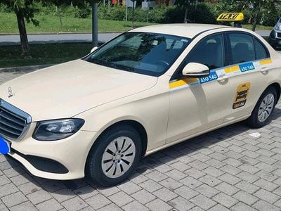 Gebraucht Mercedes E200 150 PS (110 kW) 2017 Beige Limousine