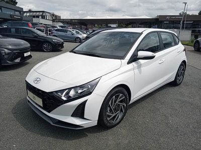 Weiß Neu 2025 Hyundai i20 Trend Limousine | 19.800 € (Guter Preis)
