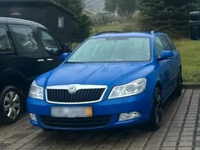 Gebraucht Skoda Octavia 160 PS (117 kW) 2009 Blau Kombi