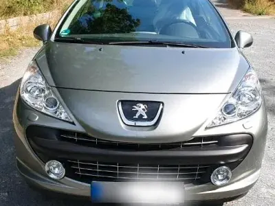 Gebraucht Peugeot 207 CC 120 PS (88 kW) 2009 Grau Cabrio