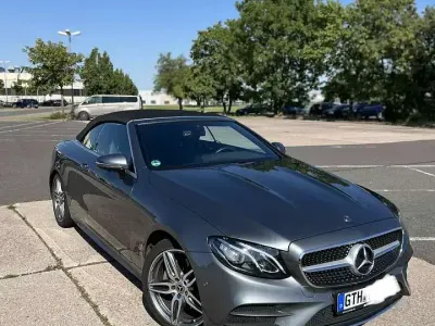 Gebraucht Mercedes E200 AMG line 184 PS (135 kW) 2018 Grau Cabrio