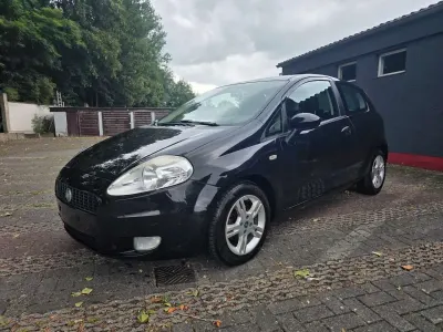Gebraucht Fiat Grande Punto Dynamic 77 PS (56 kW) 2007 Crossover schwarz Kleinwagen