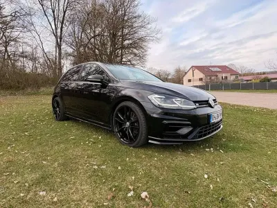 Gebraucht VW Golf VII R 300 PS (220 kW) 2019 Schwarz Limousine