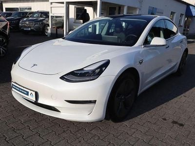 Other Gebraucht 2020 Tesla Model 3 Limousine | 21.879 € (Etwas zu teuer)