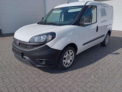 Weiß Gebraucht 2019 Fiat Doblò Van / Kleinbus | 11.500 € (Fairer Preis)