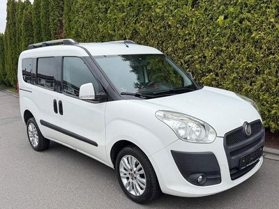 Gebraucht Fiat Doblò 90 PS (66 kW) 2011 Weiß Van / Kleinbus