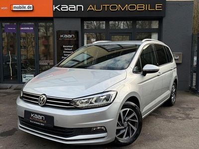 Gebraucht VW Touran Sound 116 PS (85 kW) 2017 Reflexsilber metallic Van / Kleinbus