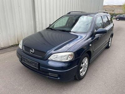 Używany Opel Astra Selection 101 KM (74 kW) 2002 Niebieski Sedan/Limuzyna