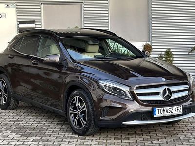 Gebraucht Mercedes GLA200 Style 156 PS (114 kW) 2014 Braun SUV