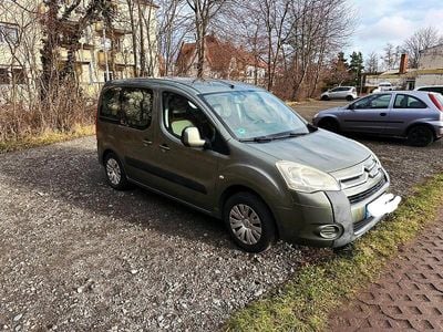 Grün Gebraucht 2009 Citroën Berlingo Van / Kleinbus | 3.700 € (Guter Preis)