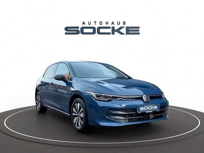 Blau Gebraucht 2024 VW Golf VIII Goal Limousine | 24.985 € (Guter Preis)