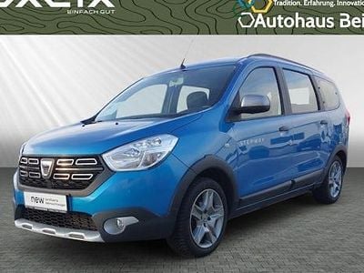 Blau Gebraucht 2020 Dacia Lodgy Stepway Van / Kleinbus | 14.990 € (Fairer Preis)