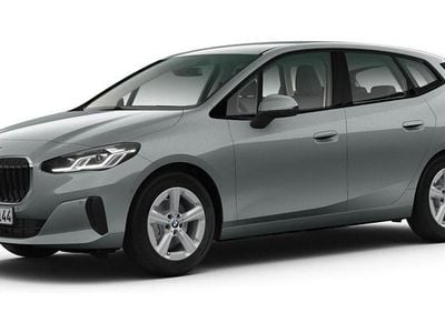 Grau Gebraucht 2025 BMW 220 Active Tourer Luxury Line Van / Kleinbus | 31.235 € (Guter Preis)