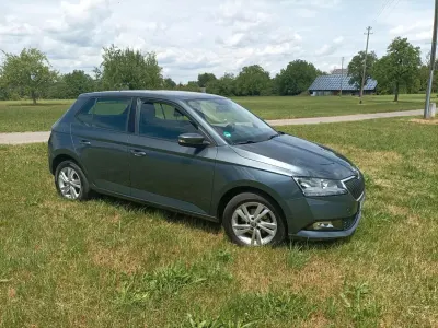 Gebraucht Skoda Fabia Clever 95 PS (69 kW) 2018 Grau Limousine