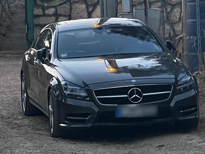 Gold Gebraucht 2013 Mercedes CLS350 Limousine | 16.700 €