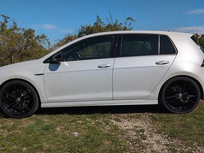 Second-hand VW Golf VII R 300 CP (220 kW) 2014 Alb Berlinǎ